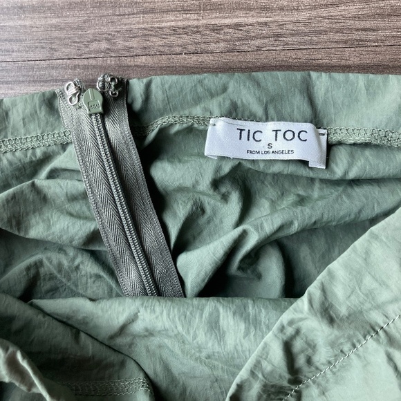 Tic Toc Womens Green Strapless Crop Top Small - Picture 3 of 4